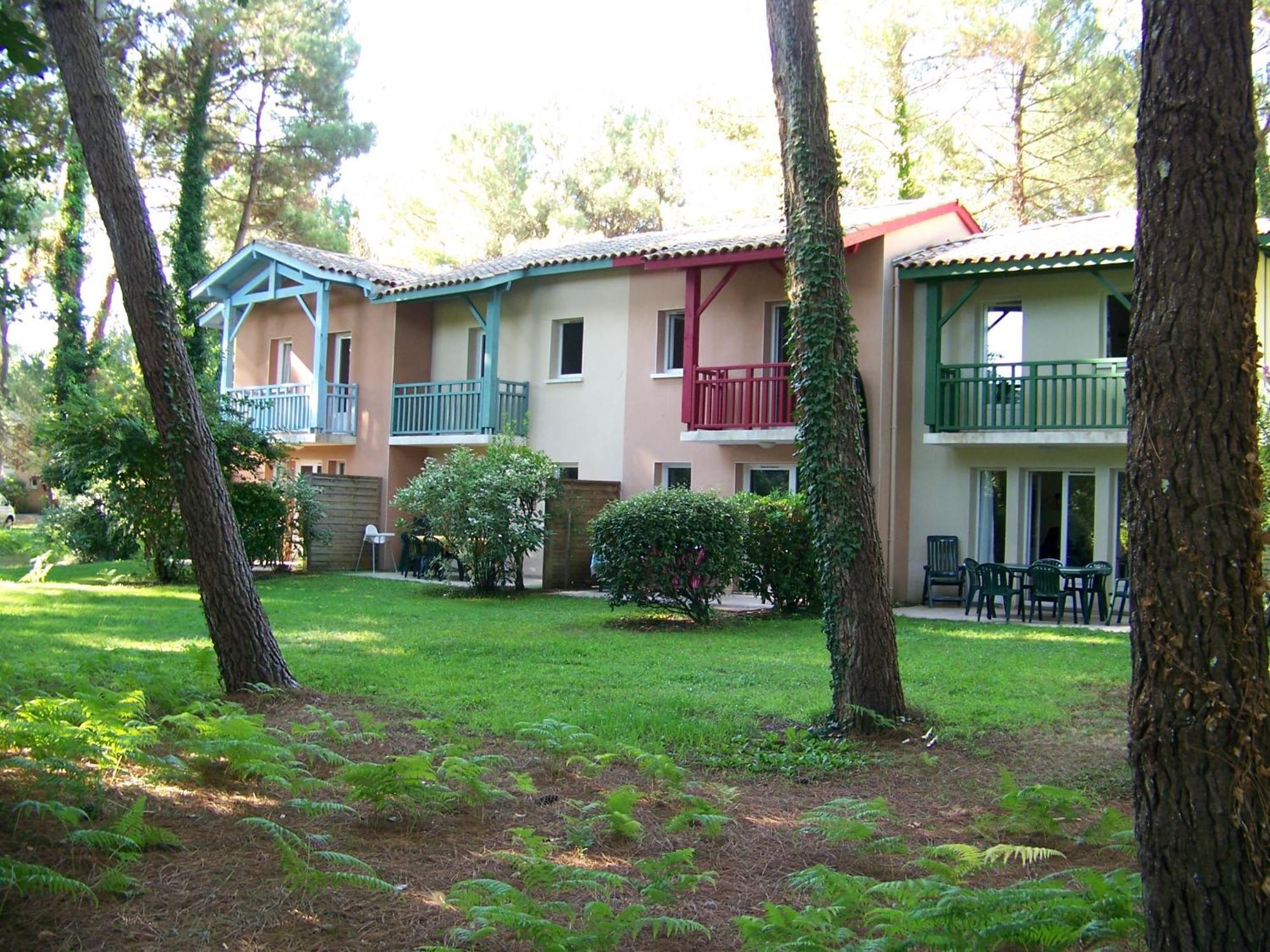 Jolie Petite Maison A Vieux Boucau Avec Piscine Chauffee - Domaine Du Golf De Pinsolle 苏斯通 外观 照片